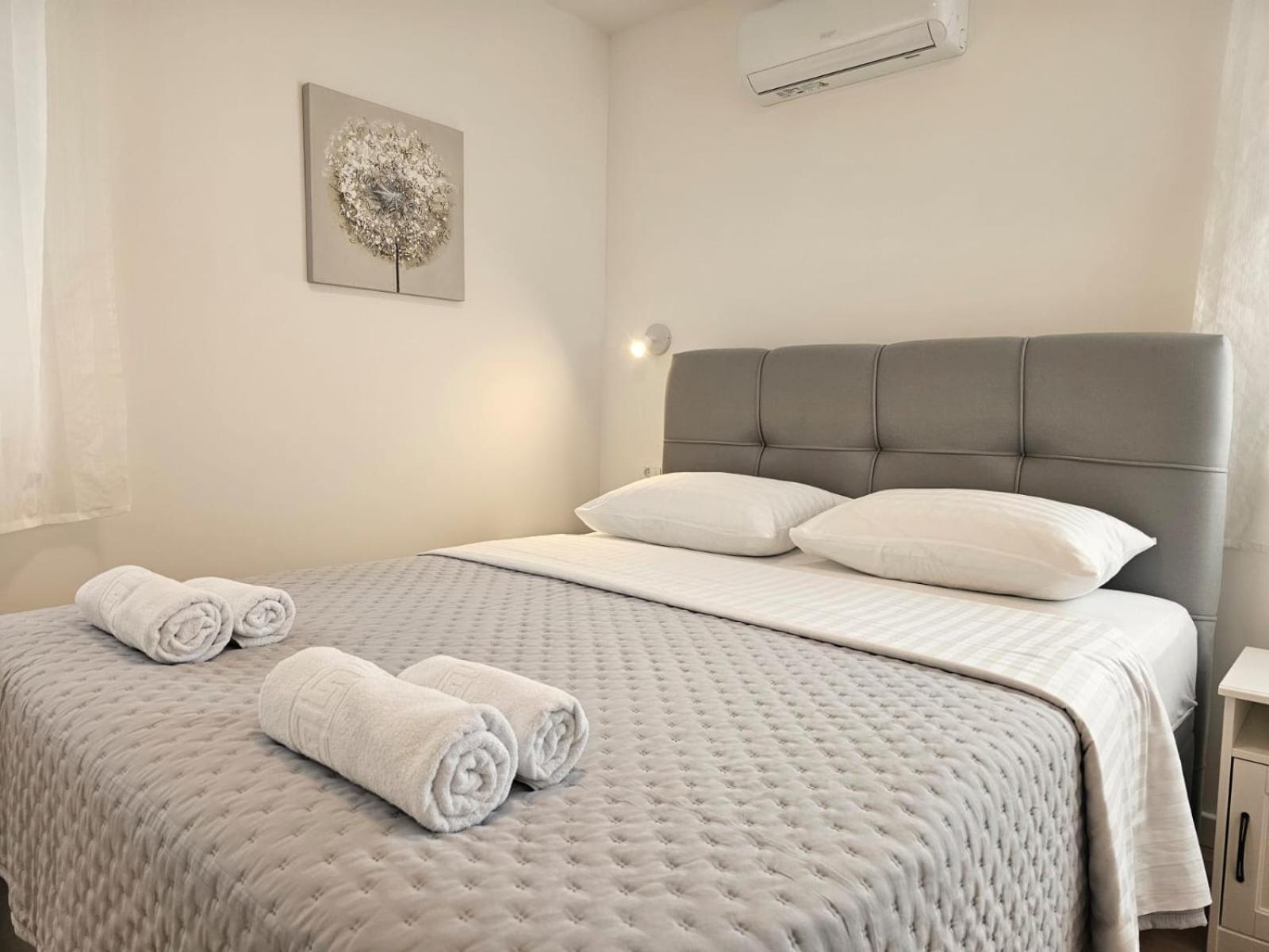 Apartments Miamare 2 Primosten Bagian luar foto
